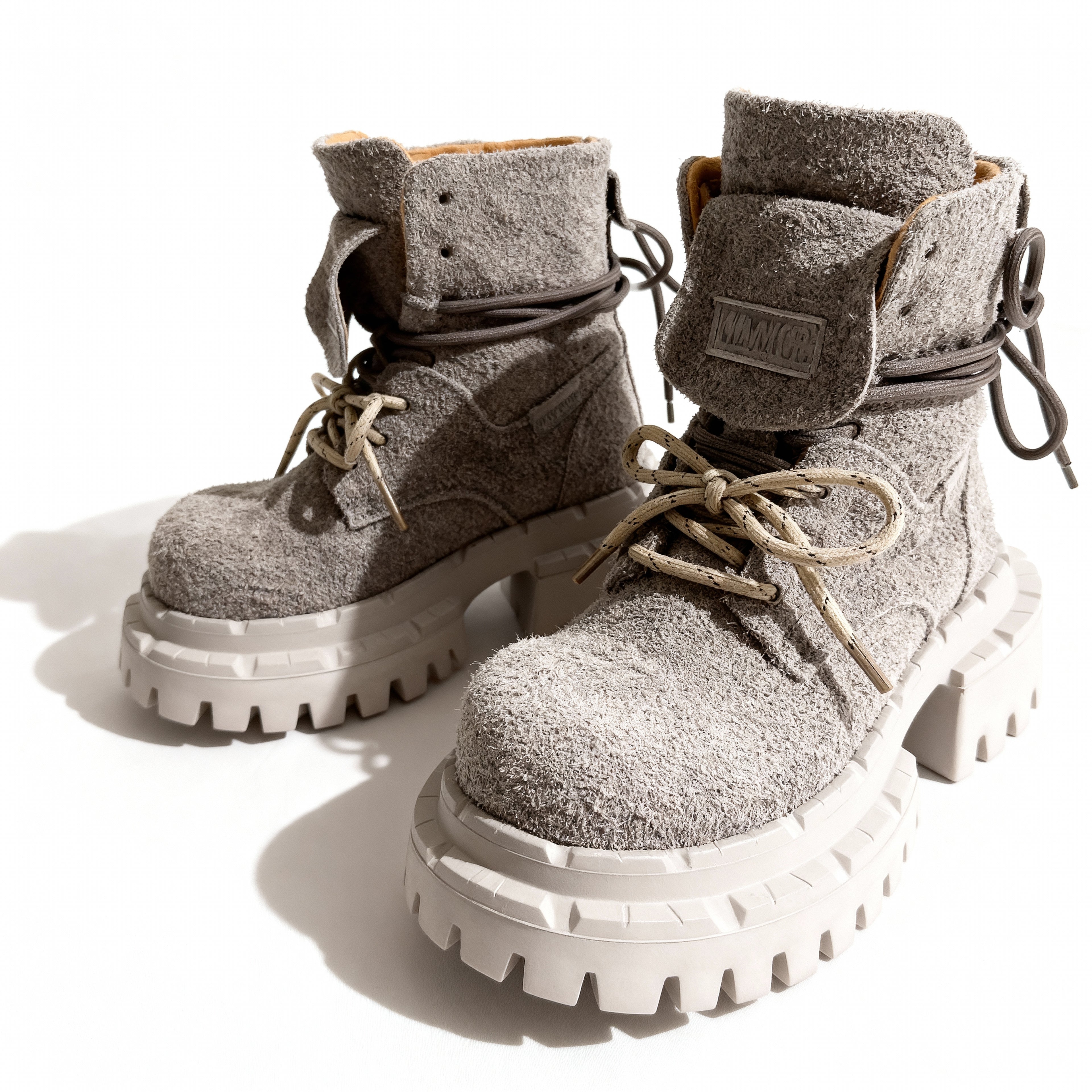 Sneaker Grey Boot